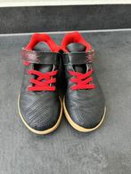 Kipsta voetbalschoen indoor maat 28, Ophalen, Sportschoenen, Zo goed als nieuw, Jongen