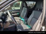 Toyota Hilux 2.8 D-4D MHEV Double Cab Aut Invincible, Auto's, 4 deurs, Stof, Gebruikt, Zwart
