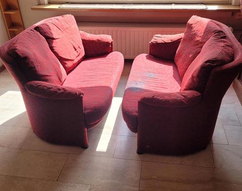 Paar Rolf Benz 2-zitsbanken van rood fluweel, Huis en Inrichting, Zetels | Zetels, Zo goed als nieuw, Ophalen