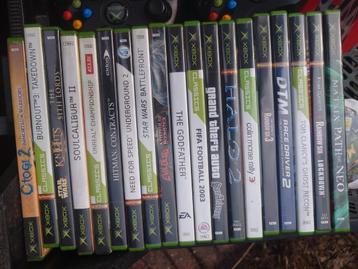 Xbox controller en games  beschikbaar voor biedingen