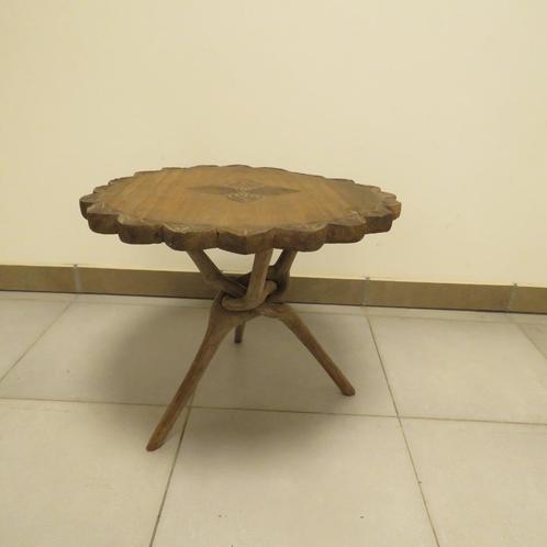 Vintage Afrikaanse bijzettafel  salontafel, Antiek en Kunst, Curiosa en Brocante, Ophalen of Verzenden