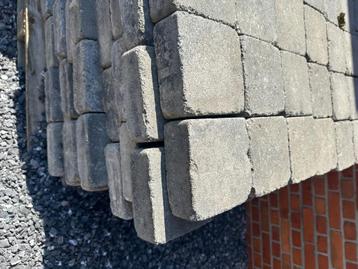 Klinkers 150x150x60 beschikbaar voor biedingen