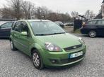 Ford fiesta 1.4 benzine km 204.000. Bj 2007, Voorwielaandrijving, Stof, Zwart, 4 cilinders