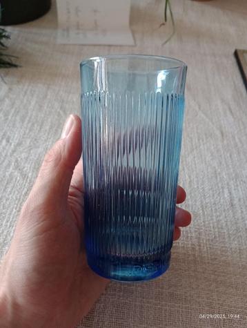 2 EURO DRUMSHANBO gin-glas beschikbaar voor biedingen