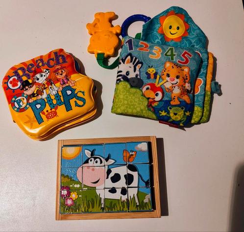 Babyspeelgoed 3 stuks, puzzel, badboek, knijpboek, Kinderen en Baby's, Speelgoed | Kinderpuzzels, Zo goed als nieuw, 6 maanden tot 2 jaar