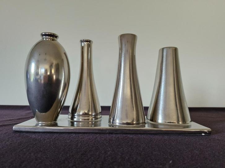 Set decoratieve "Soliflores" vaasjes op rechthoekige basis., Antiek en Kunst, Antiek | Vazen, Ophalen of Verzenden