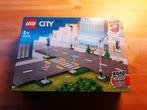 Plaques de route Lego city 60304 NOUVEAU, Enfants & Bébés, Jouets | Duplo & Lego, Lego, Enlèvement ou Envoi, Neuf