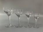 Service de 35 verres Art Deco, Ophalen