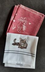 Te koop:Nieuw!2 Leuke keukenhanddoeken met geborduurde poes., Ophalen