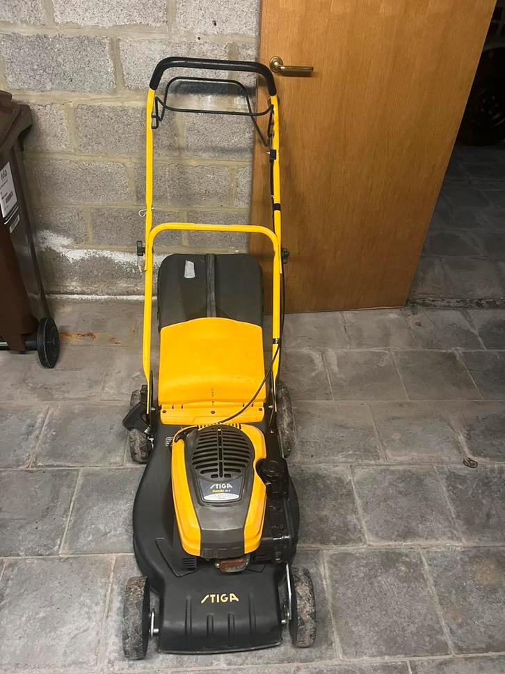 grasmaaiers verschillende modellen in prima staat, Tuin en Terras, Grasmaaiers, Zo goed als nieuw, Elektrische starter, Ophalen