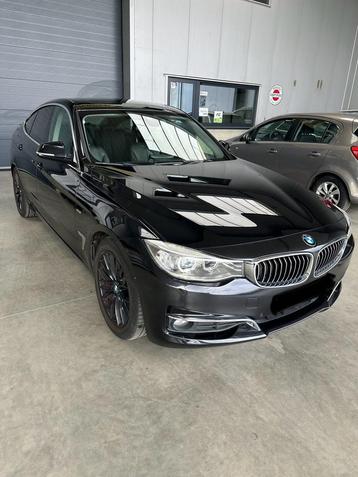 BMW 320D SERIE GT 2.0 XDrive Luxury Line, Auto's, BMW, Automaat, USB, Zwart, Leder