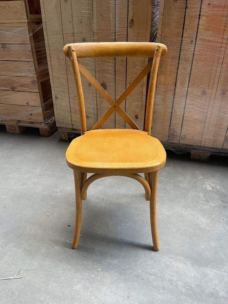 59 x Crossback Stapelstoelen te koop!, Huis en Inrichting, Stoelen, Zo goed als nieuw, Vijf, Zes of meer stoelen, Hout, Bruin