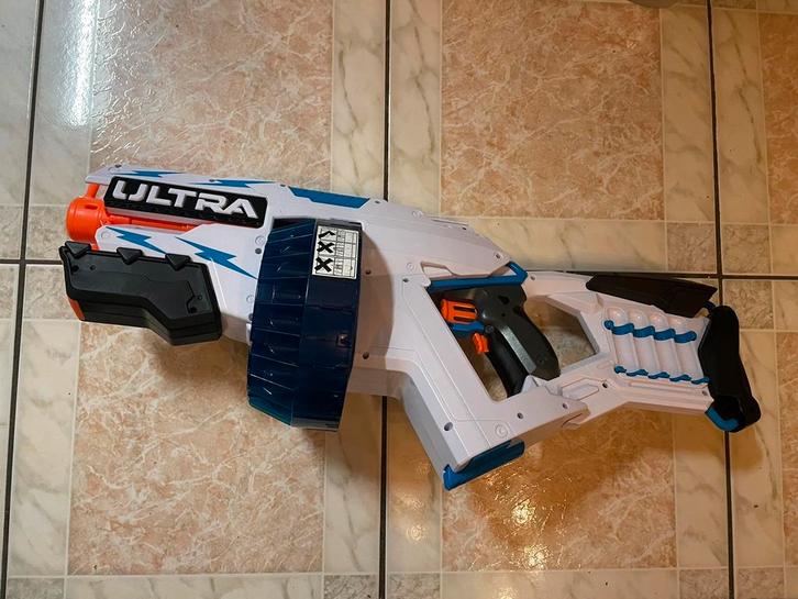 NERF Ultra One Screamer Blaster – incl. 9 pijltjes 01, Enfants & Bébés, Jouets | Extérieur | Jeu d'action, Comme neuf, Enlèvement
