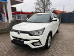SsangYong Tivoli bj2019 42692km 1 eigenaar, Auto's, SsangYong, Stof, 4 cilinders, Wit, 5 deurs