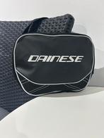 Saccoche banane Dainese pour moto ou autre, Motos, Enlèvement ou Envoi, Comme neuf