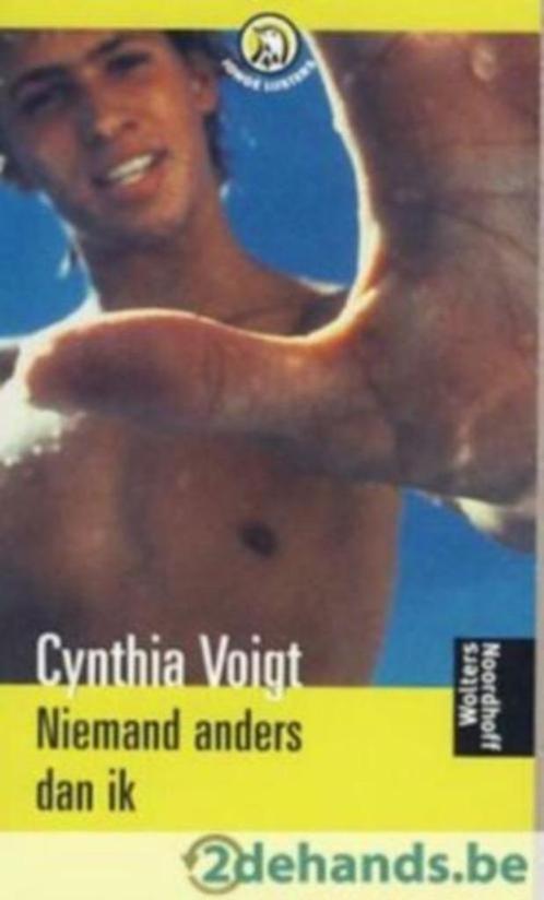 boek: niemand anders dan ik/ Cynthia Voigt, Boeken, Kinderboeken | Jeugd | 13 jaar en ouder, Gelezen, Fictie, Ophalen of Verzenden