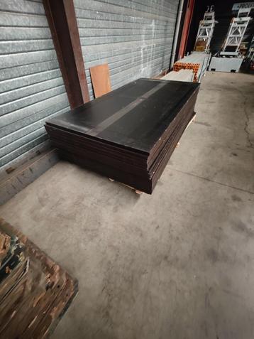 Betonplex plaat 12mm Berk beschikbaar voor biedingen