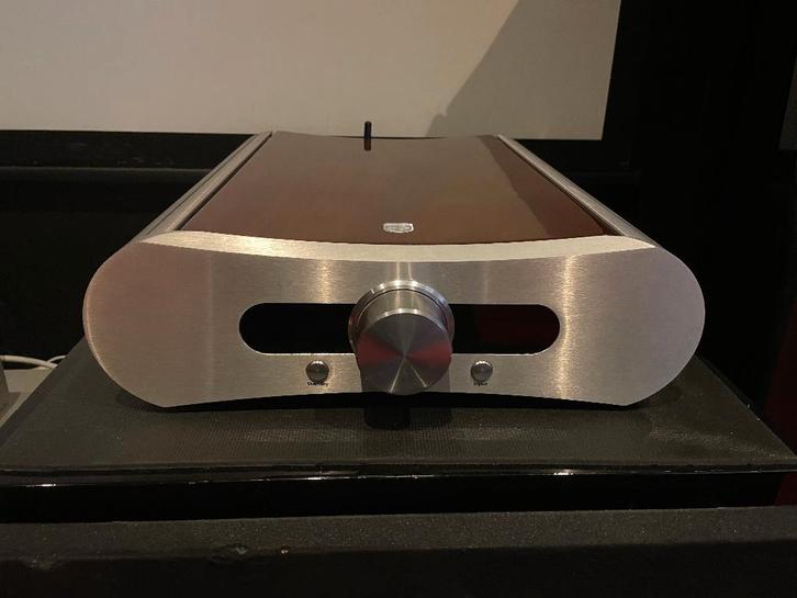 Gato Audio DIA-400S Stereo Versterker, Audio, Tv en Foto, Versterkers en Ontvangers, Zo goed als nieuw, Stereo, 120 watt of meer