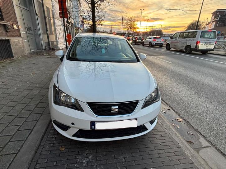 SEAT IBIZA 2013 AUTOMATIC, Autos, Seat, Particulier, Ibiza, Airbags, Air conditionné, Alarme, Verrouillage central, Rétroviseurs électriques