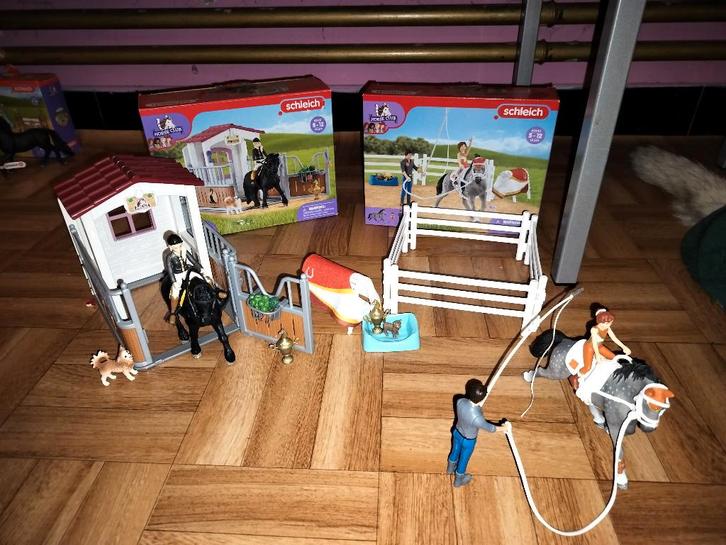 Schleich sets incl. stal + accessoires – Balen, ook apart, Verzamelen, Speelgoed, Nieuw, Ophalen of Verzenden