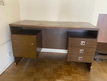 GRATIS vintage bureau - tot 6/10/25 - 12 uur beschikbaar voor biedingen