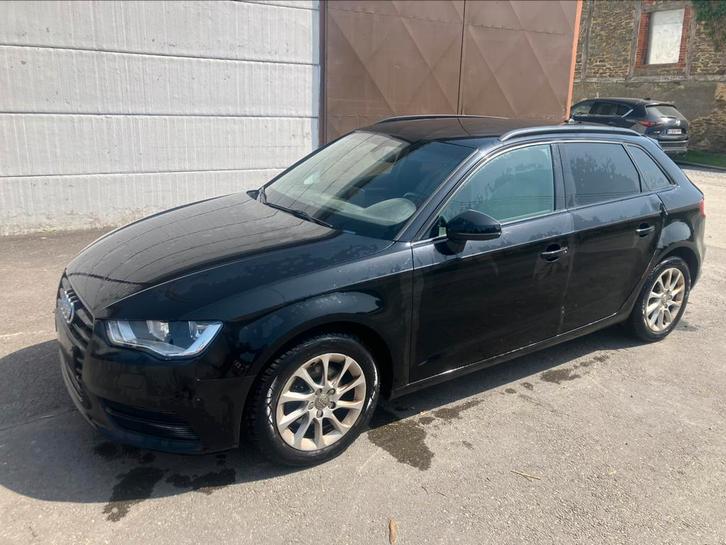 A vendre audi a3 5 portes 2014, Auto's, Volvo, Bedrijf, Isofix, Diesel, 5 deurs, Ophalen