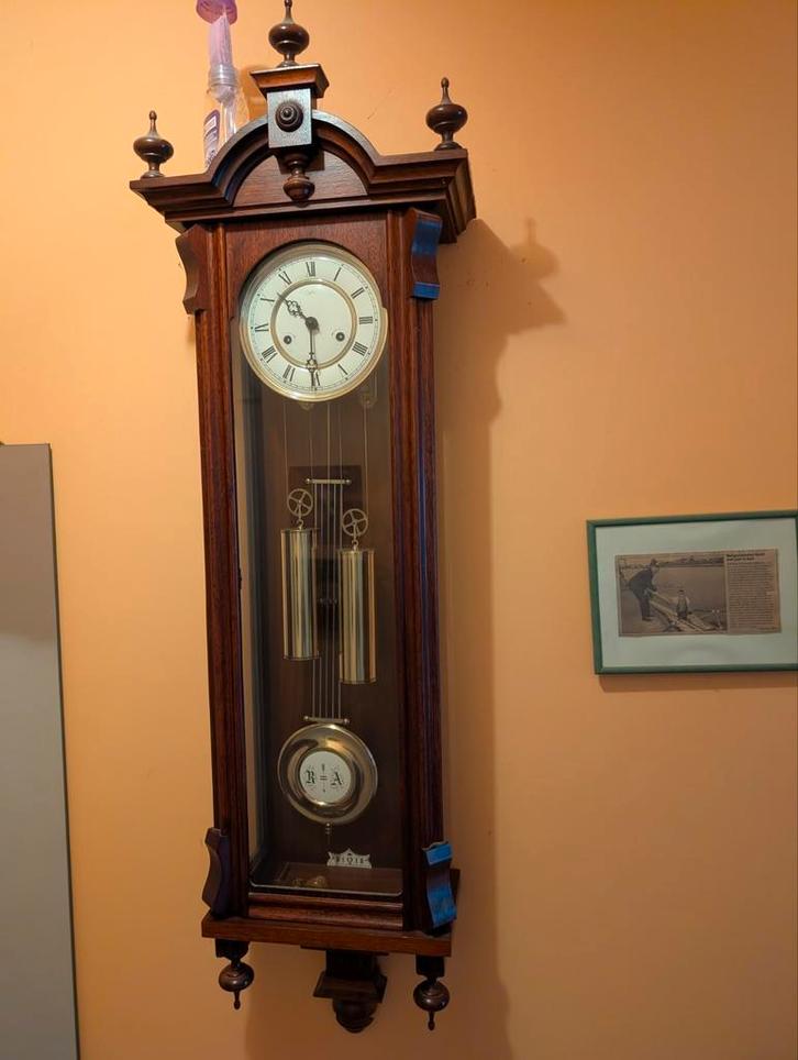 WEST-DUITSLAND wandklok met mechanische regelaar jaar 79, Antiek en Kunst, Antiek | Klokken, Ophalen