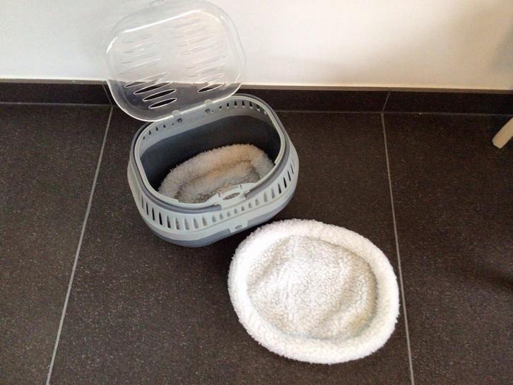 Vervoersbakje voor kleine dieren, Dieren en Toebehoren, Transportboxen, Zo goed als nieuw, Ophalen of Verzenden
