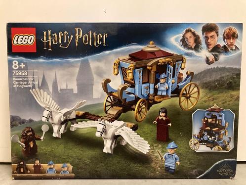 Harry Potter LEGO set 75958 Beauxbatons’ Carriage Hogwarts, Enfants & Bébés, Jouets | Duplo & Lego, Comme neuf, Lego, Ensemble complet