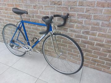 Retro koersfiets. Diamant. Maat 52. beschikbaar voor biedingen