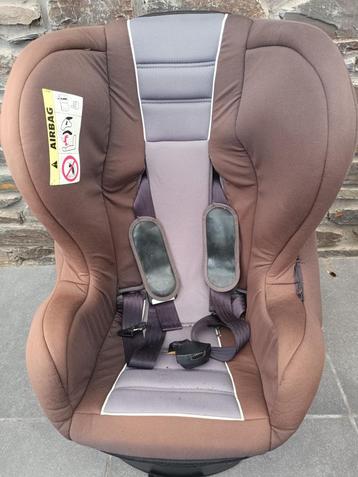 siège auto pour enfant