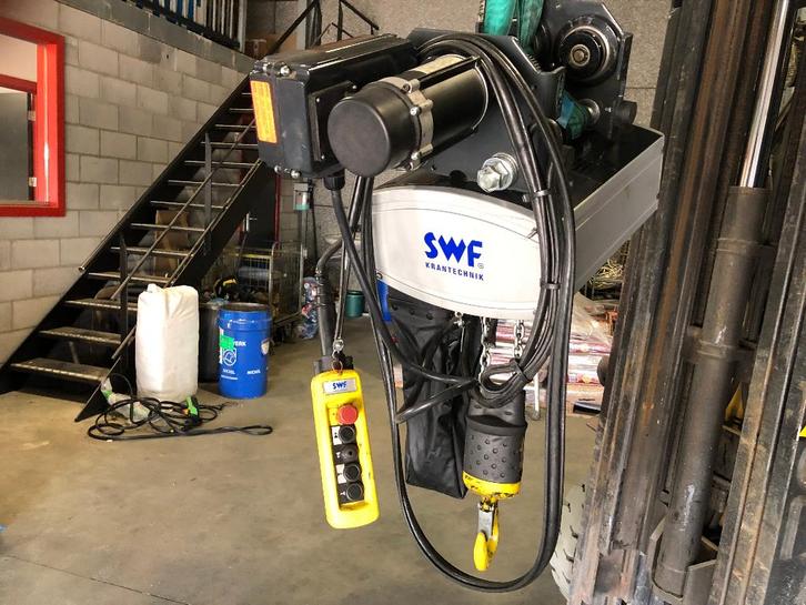 PALAN A CHAINE, Doe-het-zelf en Bouw, Lieren en Takels, Gebruikt, Elektrisch, Ophalen