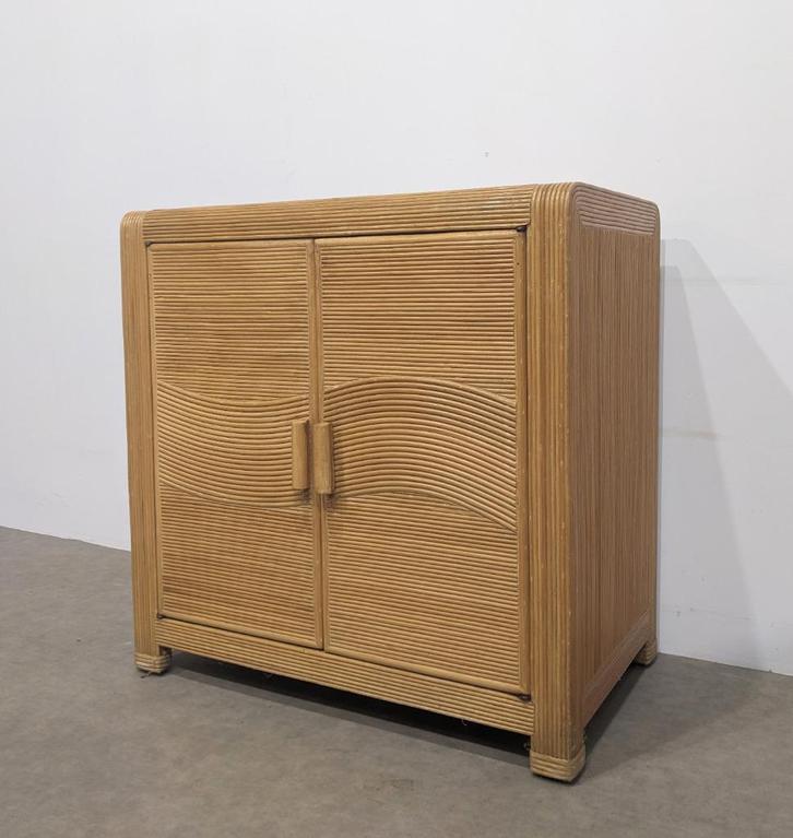 Klein dressoir of dressoir van rotan en rieten, Huis en Inrichting, Kasten | Overige, Ophalen