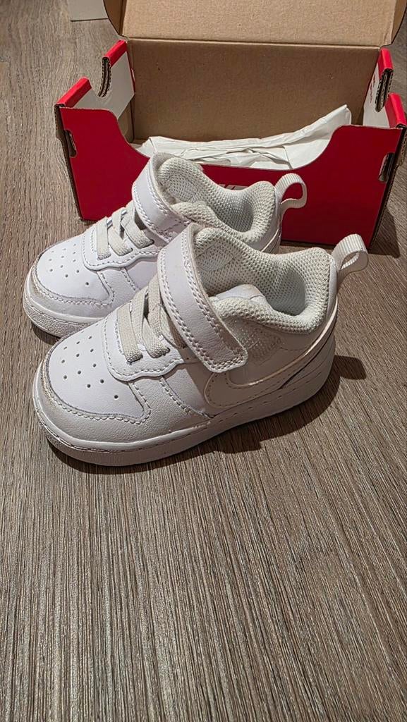Sneakers baby nike, Ophalen