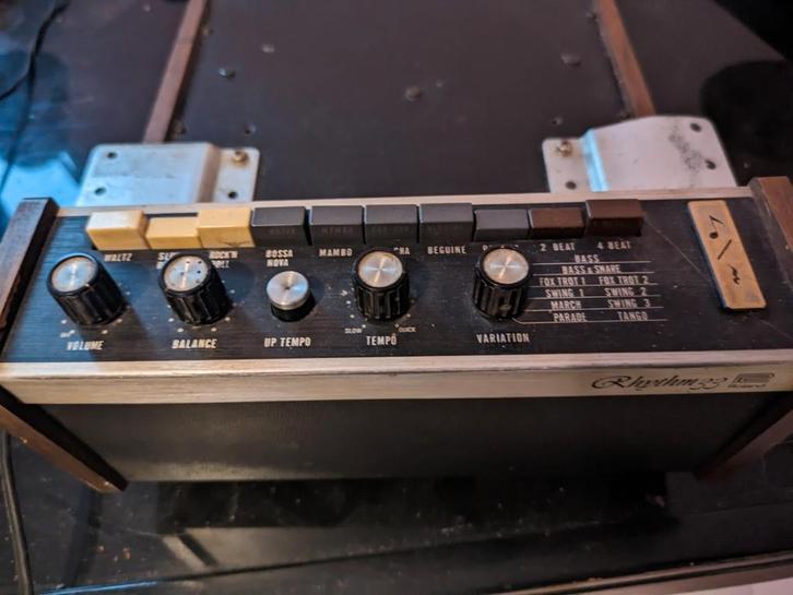 Roland Rhythm 33 (tr-33) rare pièce unique, Musique & Instruments, Batteries électroniques, Utilisé, Roland, Enlèvement ou Envoi