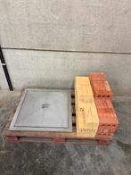 Lot bakstenen en deksel te koop, Doe-het-zelf en Bouw, Metselstenen, Ophalen, Zo goed als nieuw, Bakstenen