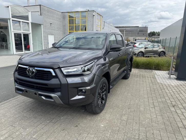 Toyota Hilux Invincible, Auto's, Toyota, Hilux, Adaptive Cruise Control, Airbags, Airconditioning, Bluetooth, Boordcomputer, Climate control
