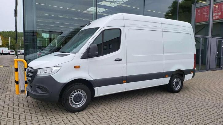 Mercedes-Benz Sprinter 317 CDI ~ L2H2 ~ CC ~ Navi ~ CarPlay, Auto's, Bestelwagens en Lichte vracht, Bedrijf, Te koop, ABS, Achteruitrijcamera