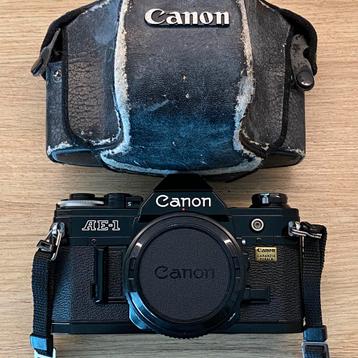 Canon Ae1 zwart, Canon FD 50mm f1.8 * nieuw beschikbaar voor biedingen