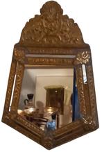 latoen koperen spiegel., Antiquités & Art, Antiquités | Miroirs, Moins de 50 cm, Enlèvement, Moins de 100 cm