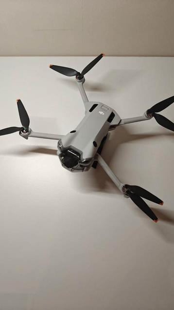 DJi mini 4 pro fly more combo beschikbaar voor biedingen