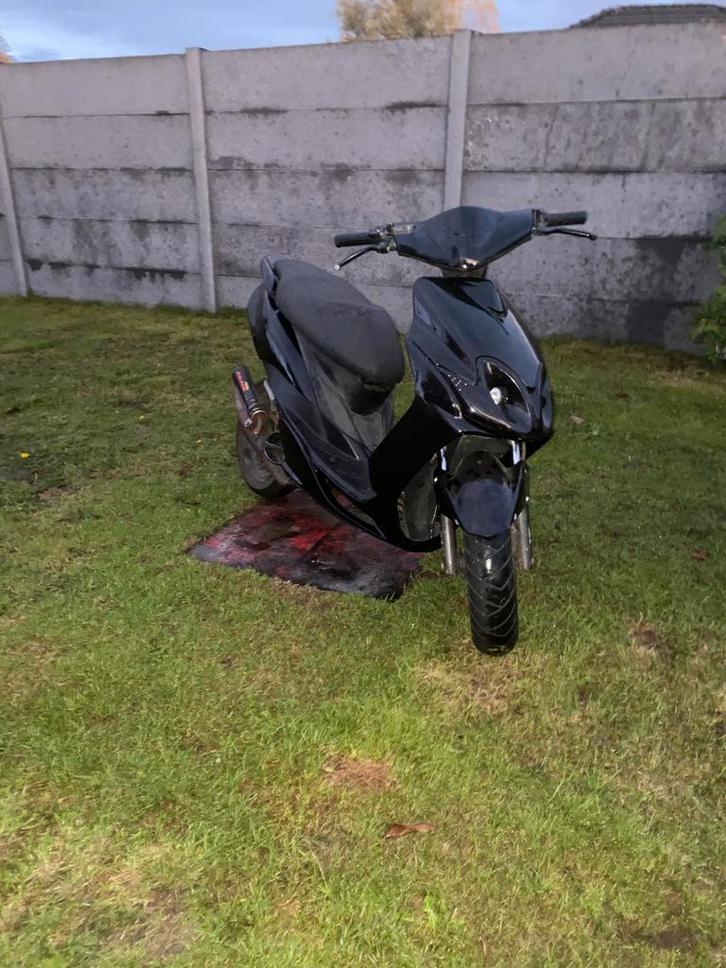 Yamaha Jog R A klasse 70cc DR, Fietsen en Brommers, Scooters | Yamaha, Gebruikt, JogR of RR, Klasse A (25 km/u), Benzine, Ophalen