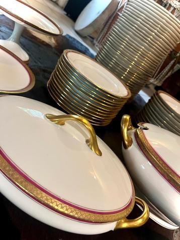 Limoges porselein servies 77 delig beschikbaar voor biedingen