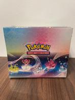 Pokemon - Mini Tin EV4.5 FR met display, Hobby en Vrije tijd, Verzamelkaartspellen | Pokémon, Nieuw, Ophalen