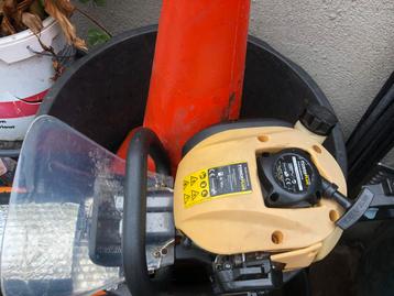 Benzine haagschaar perfect werkende staat beschikbaar voor biedingen
