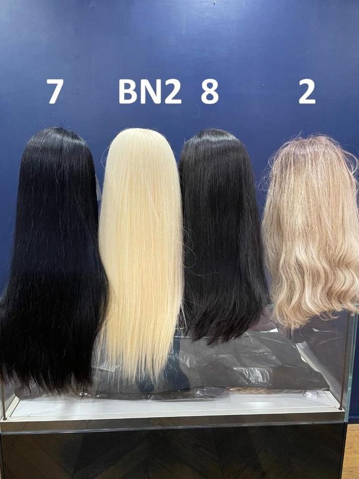 Pruiken met echt Vietnamees haar., Handtassen en Accessoires, Uiterlijk | Haarverzorging, Nieuw, Pruik of Haarverlenging, Ophalen