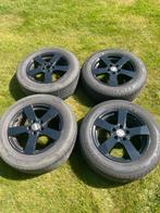 Zwarte Velgen met banden 215/60R16 (2 nieuwe banden), Auto-onderdelen, Banden en Velgen, Ophalen