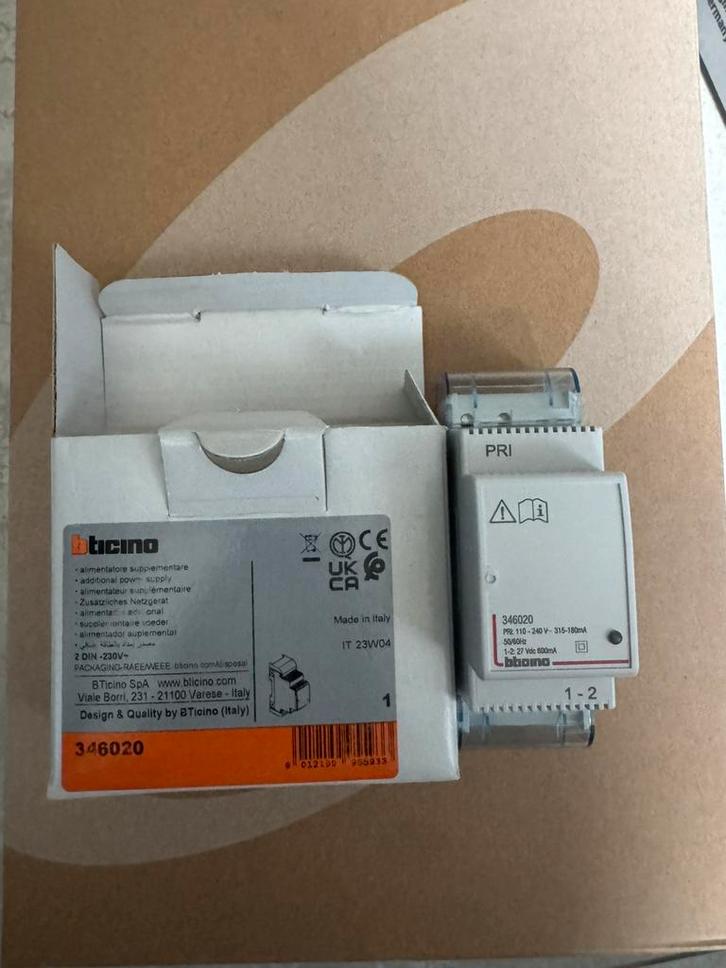 BTicino alimentation supplémentaire, Doe-het-zelf en Bouw, Alarmsystemen, Zo goed als nieuw, Ophalen of Verzenden