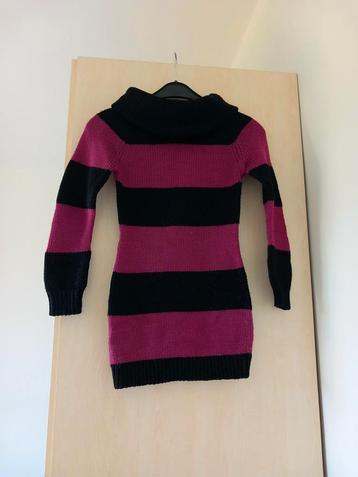 Zwart/roze warm kleedje maat 134/140, zeer goede staat beschikbaar voor biedingen