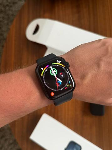 Apple watch series 9 - 45mm beschikbaar voor biedingen